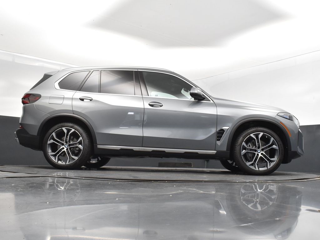 2025 Skyscraper Gray Metallic BMW X5 sDrive40i RWD SUV