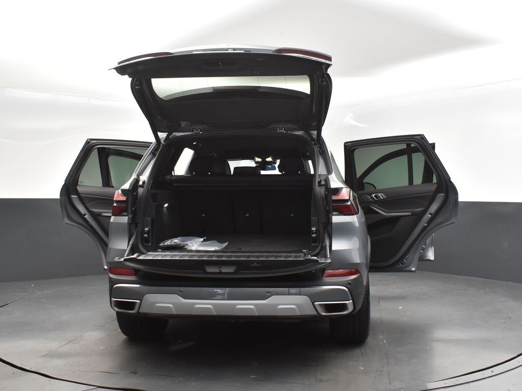 2025 Skyscraper Gray Metallic BMW X5 sDrive40i RWD SUV