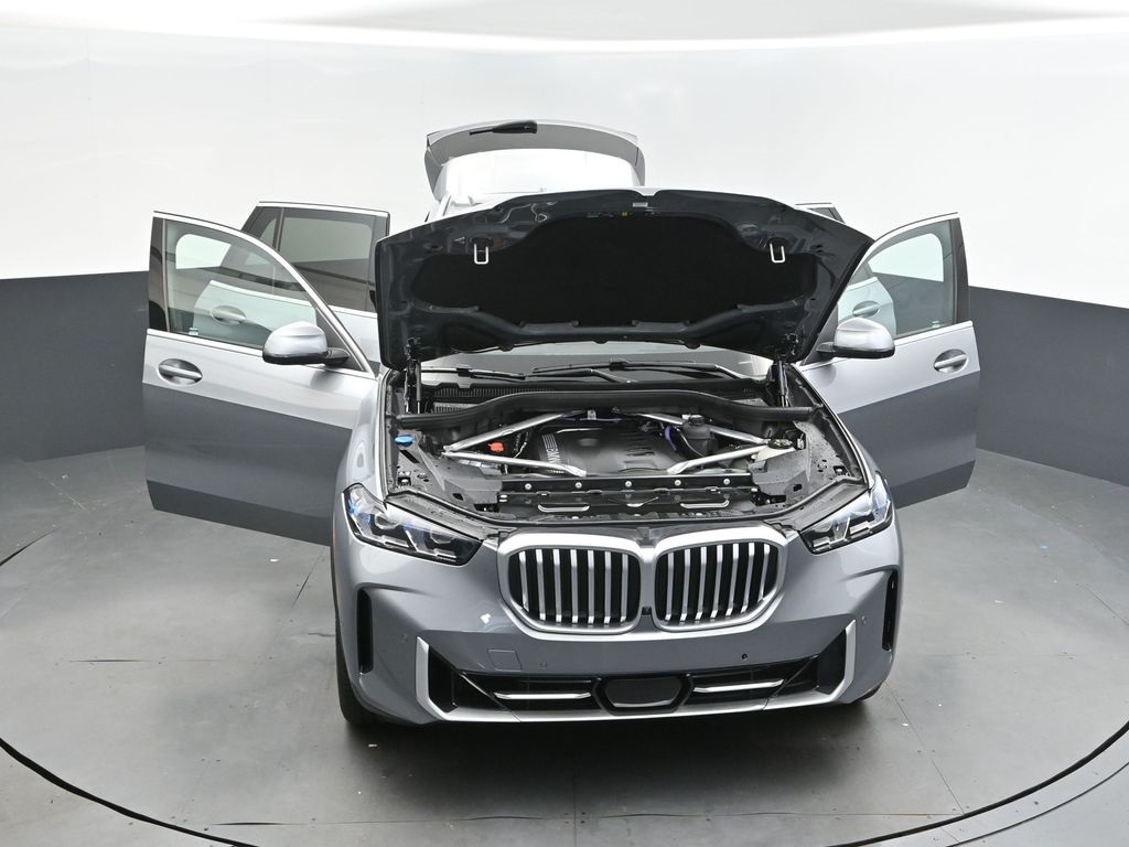 2025 Skyscraper Gray Metallic BMW X5 sDrive40i RWD SUV