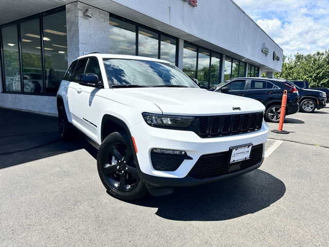 2025 Bright White Clearcoat Jeep Grand Cherokee Limited 4X4 SUV