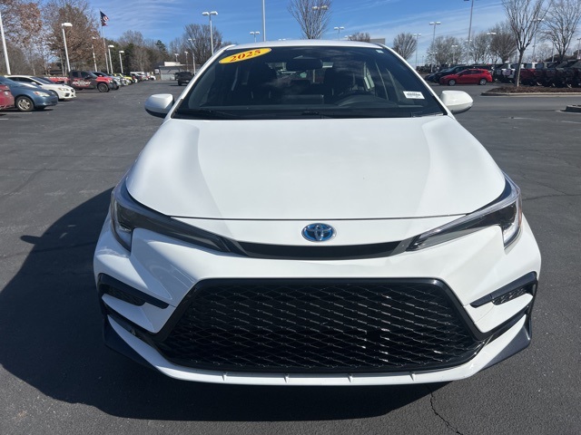 Used 2025 Toyota Corolla LE with VIN JTDBCMFE2S3083975 for sale in Northfield, Minnesota