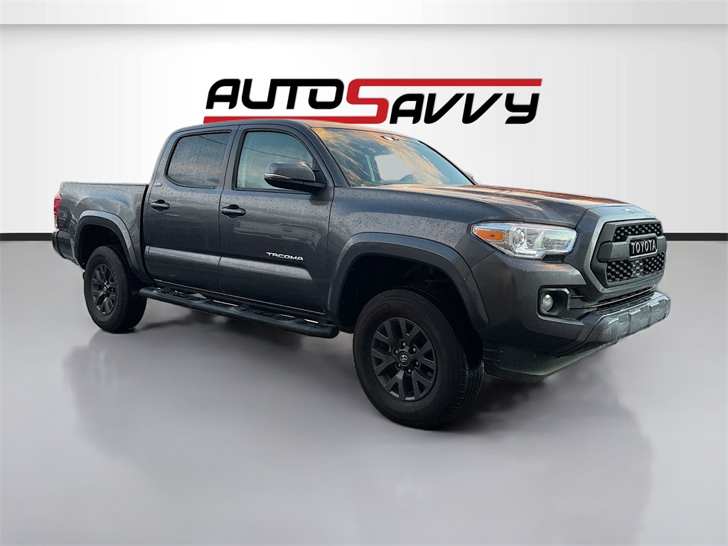 2023 Toyota Tacoma SR5's photo