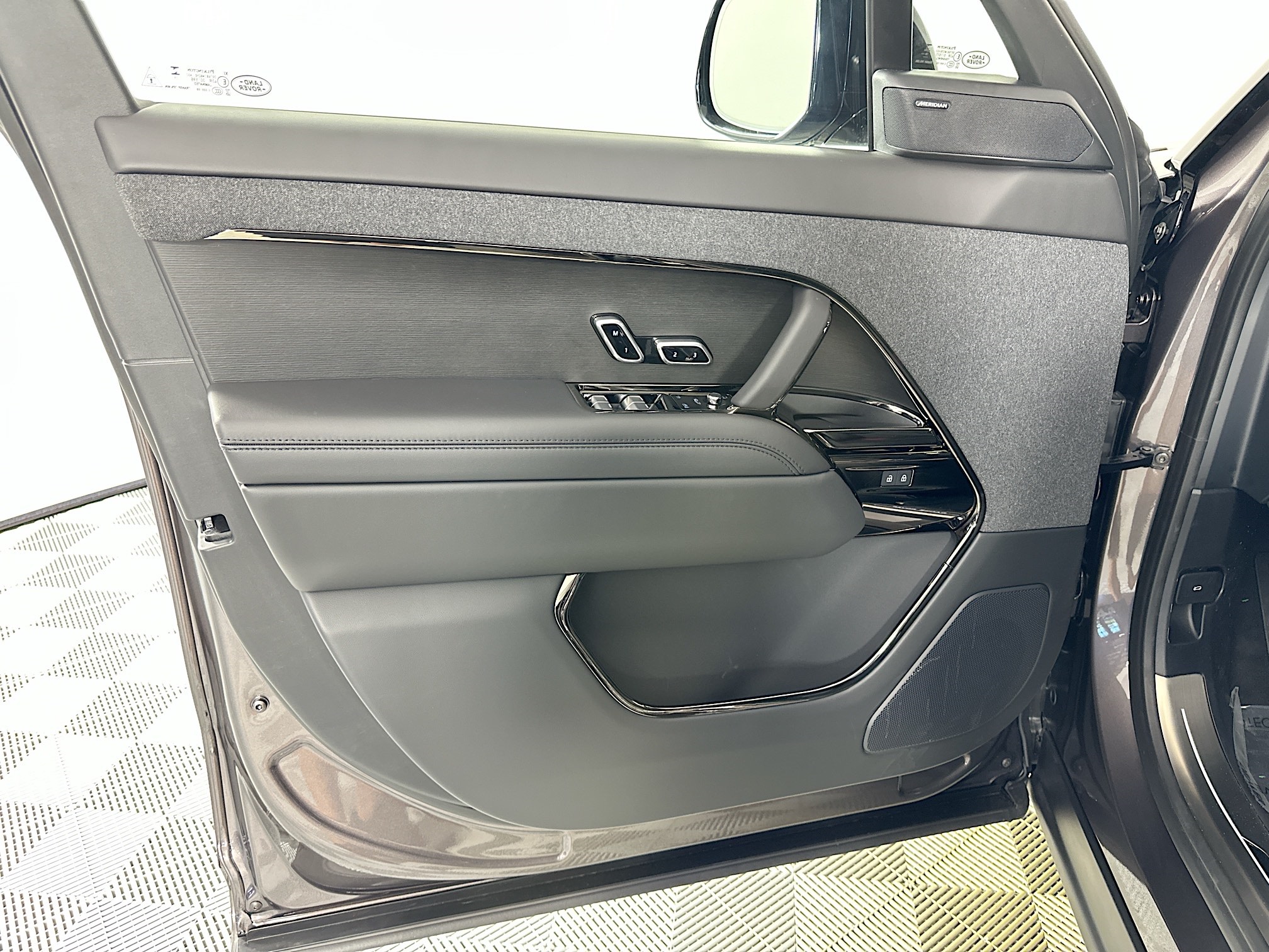 new 2026 Land Rover Range Rover Sport car, priced at $89,940