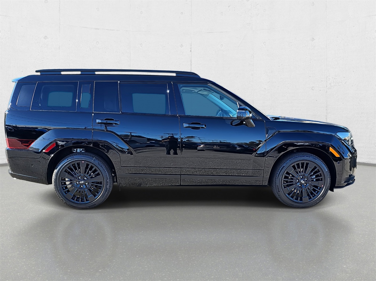 2025 Hyundai Santa Fe Calligraphy's photo