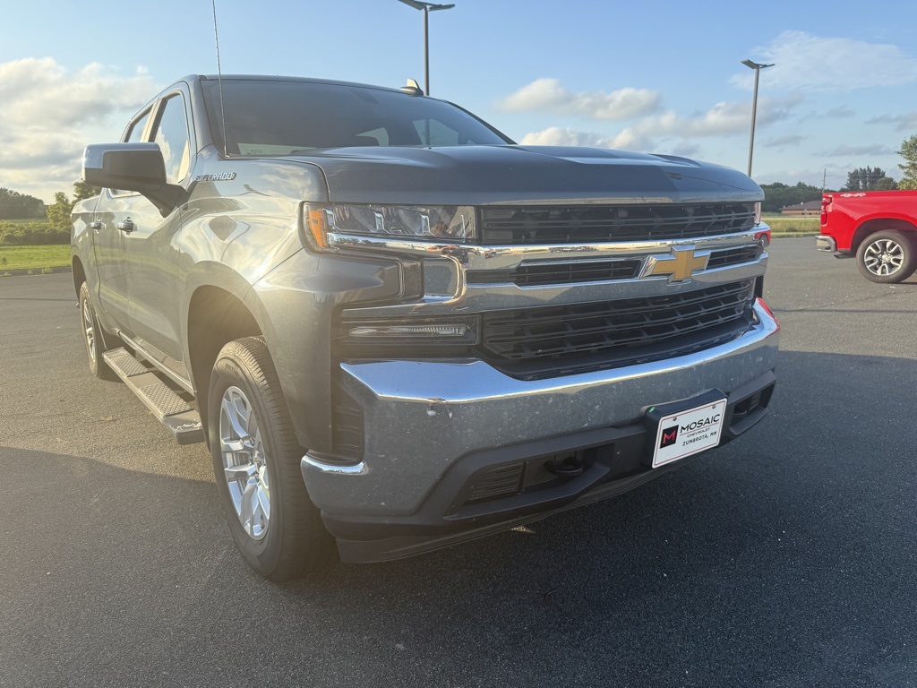 Used 2020 Chevrolet Silverado 1500 LT Trucks