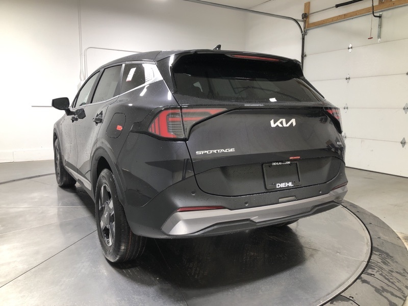 2026 Kia Sportage LX photo 5