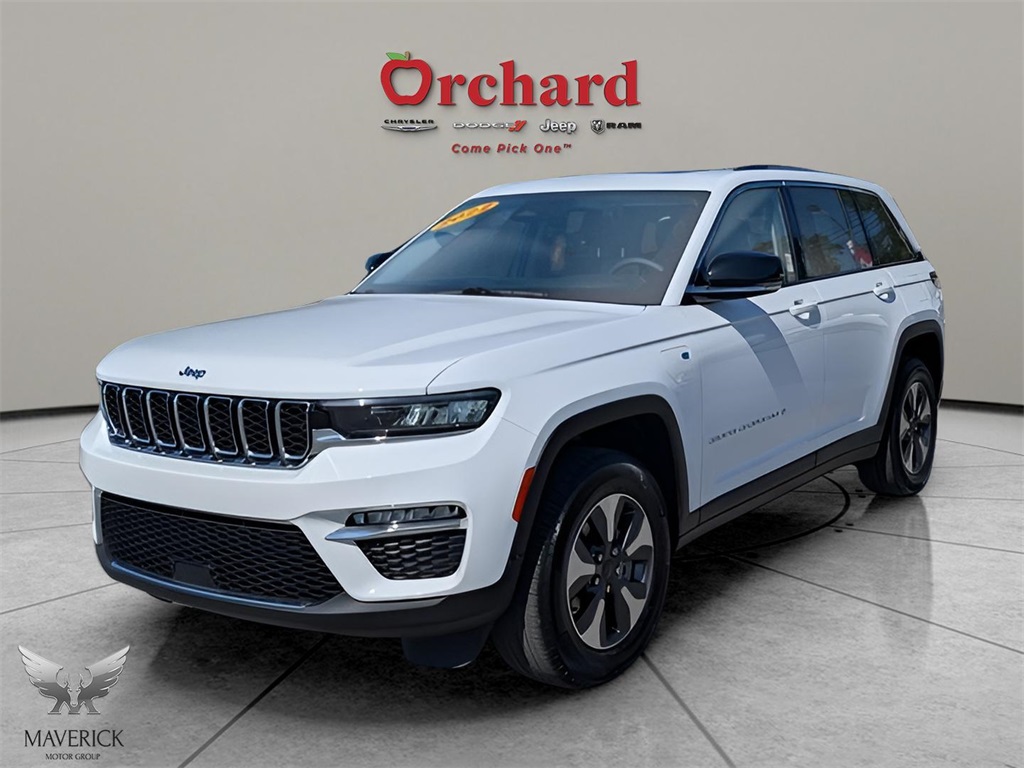 2022 Bright White Clearcoat Jeep Grand Cherokee 4xe 4xe SUV