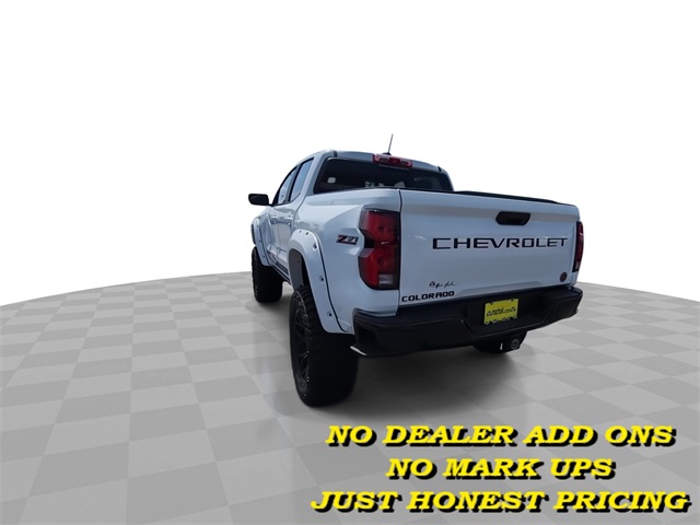 2025 Chevrolet Colorado Z71 photo 4