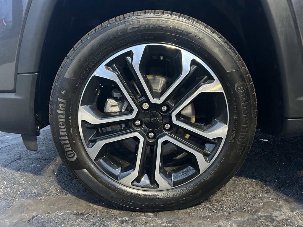 used 2022 Jeep Compass car, priced at $22,120