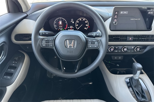 2026 Honda HR-V LX photo 16