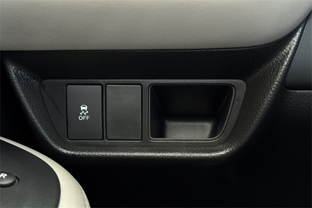 2026 Honda HR-V LX photo 29