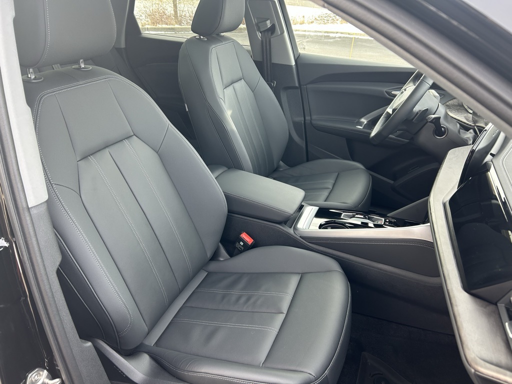 used 2025 Audi Q5 car, priced at $50,489