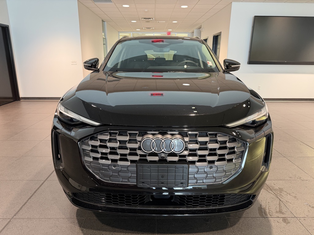 used 2025 Audi Q5 car, priced at $50,489