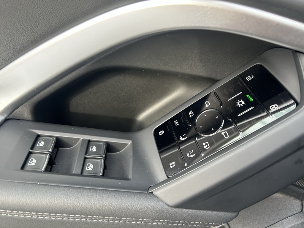 used 2025 Audi Q5 car, priced at $50,489