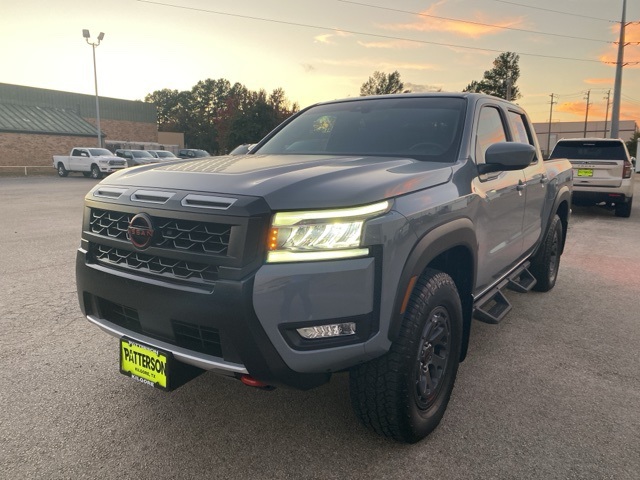 2025 Nissan Frontier PRO-4X's photo