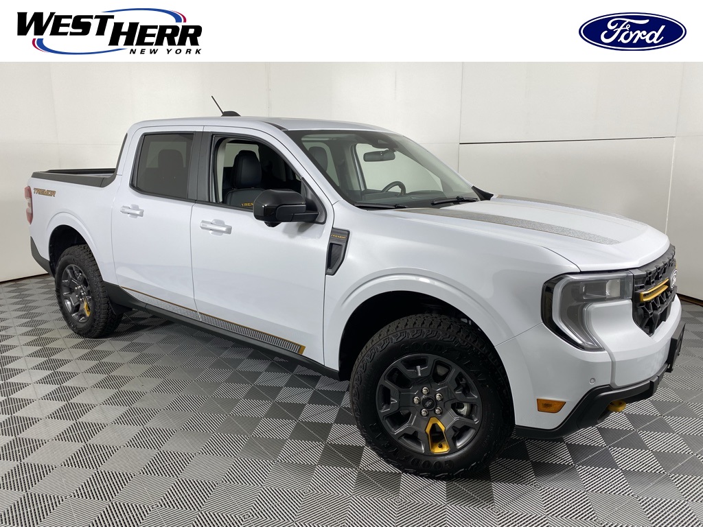 2025 Ford Maverick Tremor's photo