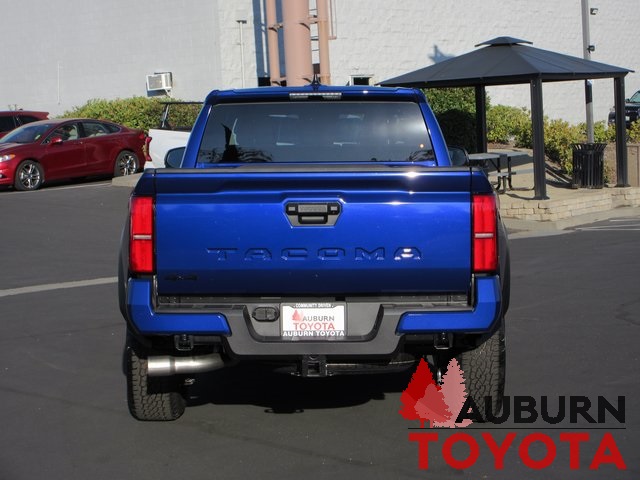 2025 Toyota Tacoma TRD Off-Road Double Cab photo 3