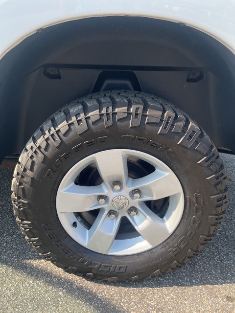 2017 Ram 1500 Express photo 17