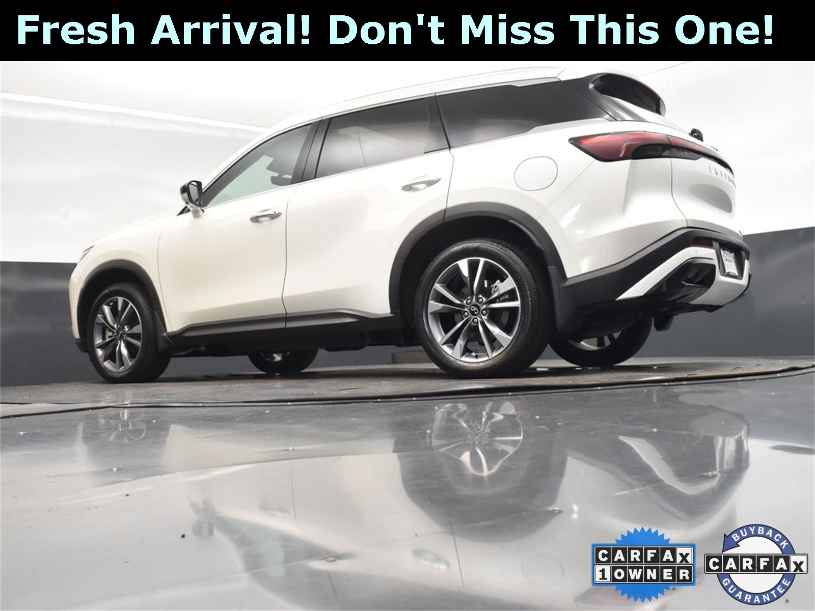 2024 Majestic White INFINITI QX60 LUXE FWD SUV