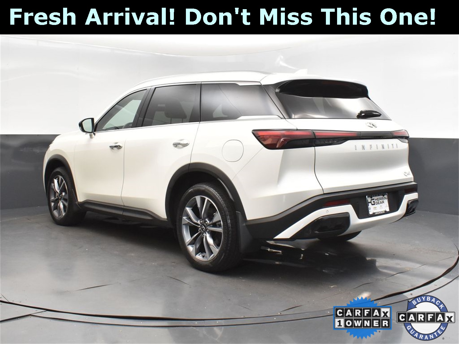 2024 Majestic White INFINITI QX60 LUXE FWD SUV