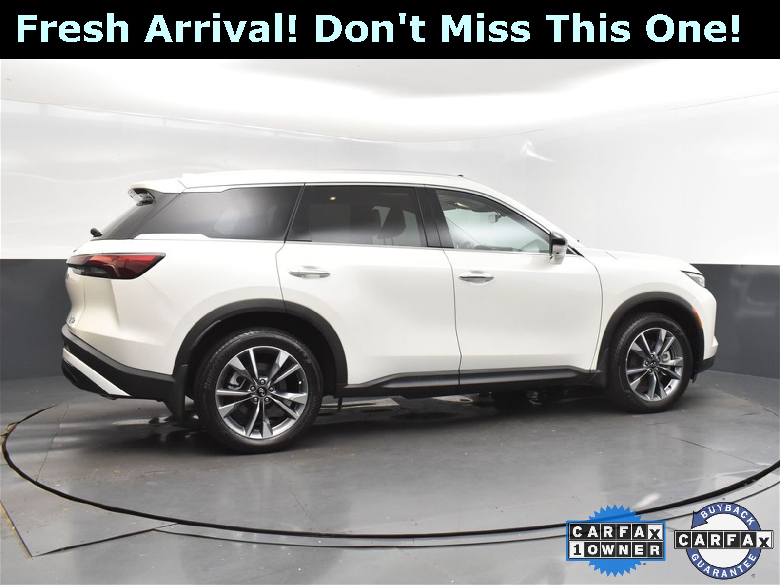2024 Majestic White INFINITI QX60 LUXE FWD SUV