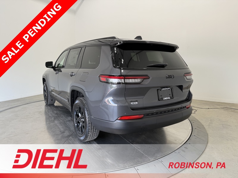 2025 Jeep Grand Cherokee Altitude X photo 2