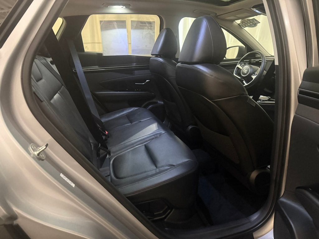 used 2024 Hyundai Tucson Hybrid car, priced at $30,198