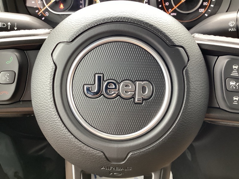 2025 Jeep Gladiator Willys photo 26