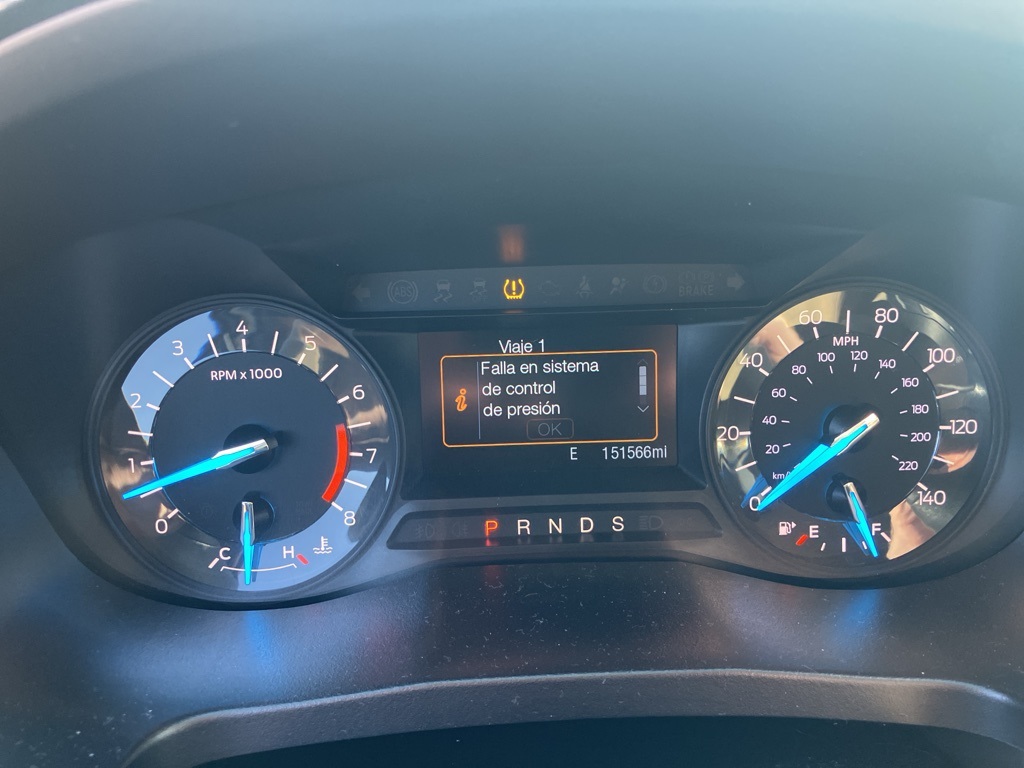 2017 Ford Explorer Base photo 8