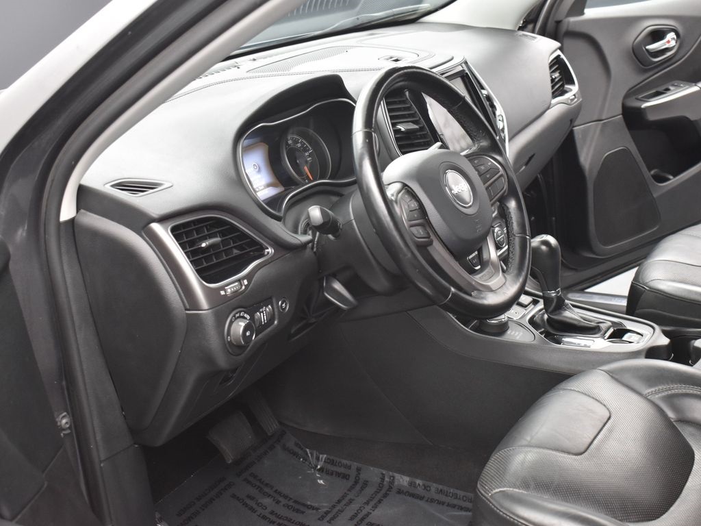 2020 Jeep Cherokee Limited photo 7