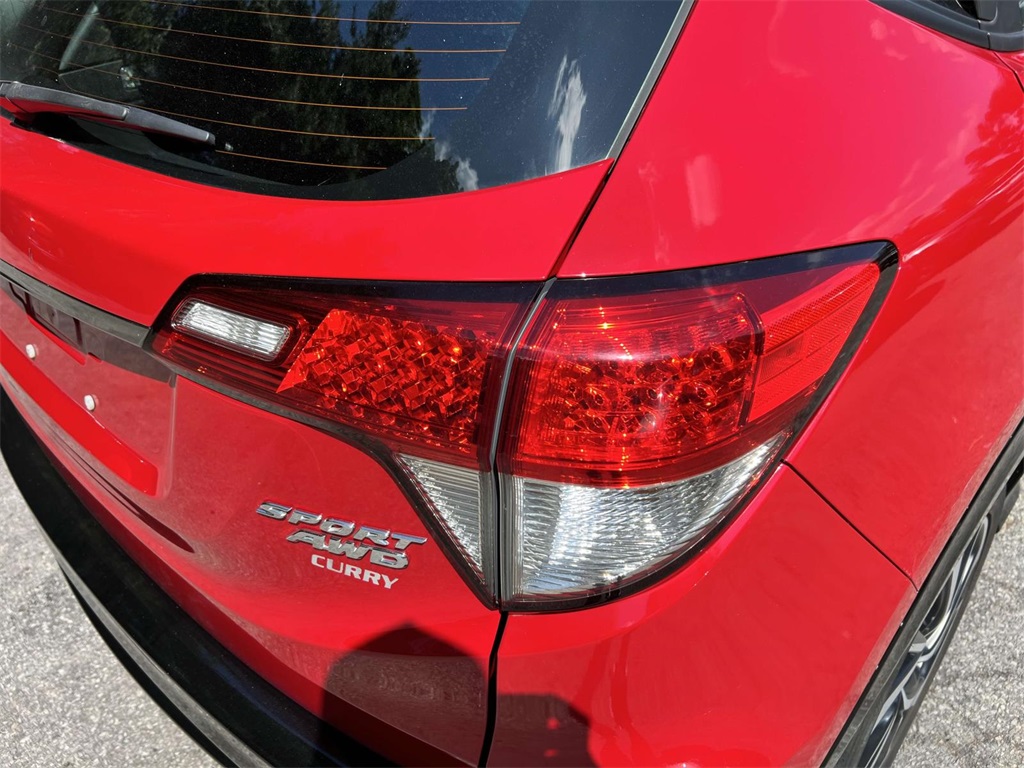2019 Honda HR-V Sport photo 11