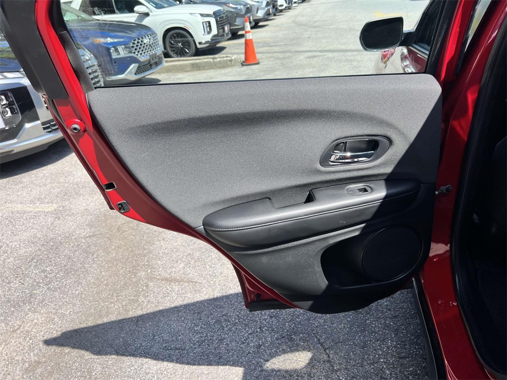 2019 Honda HR-V Sport photo 12