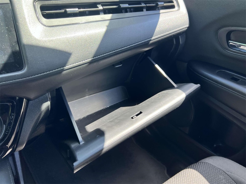 2019 Honda HR-V Sport photo 30