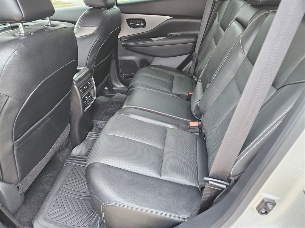 2021 Nissan Murano SL photo 11