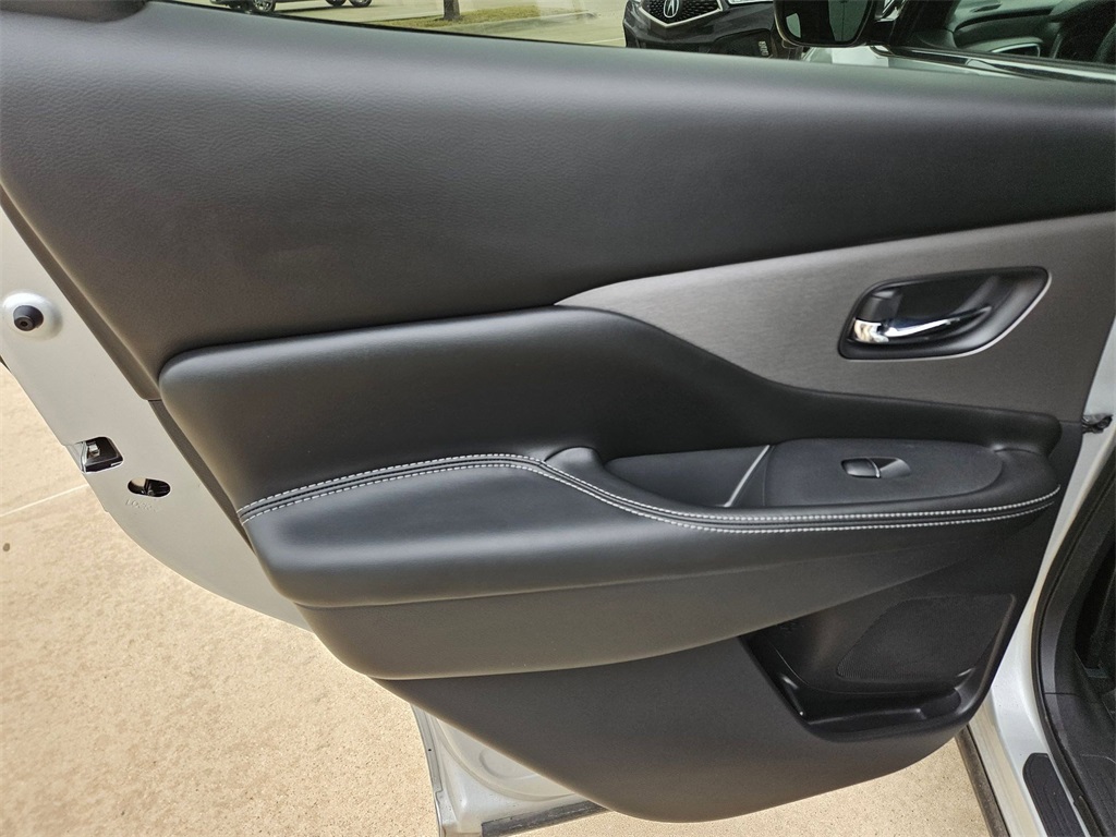 2021 Nissan Murano SL photo 13