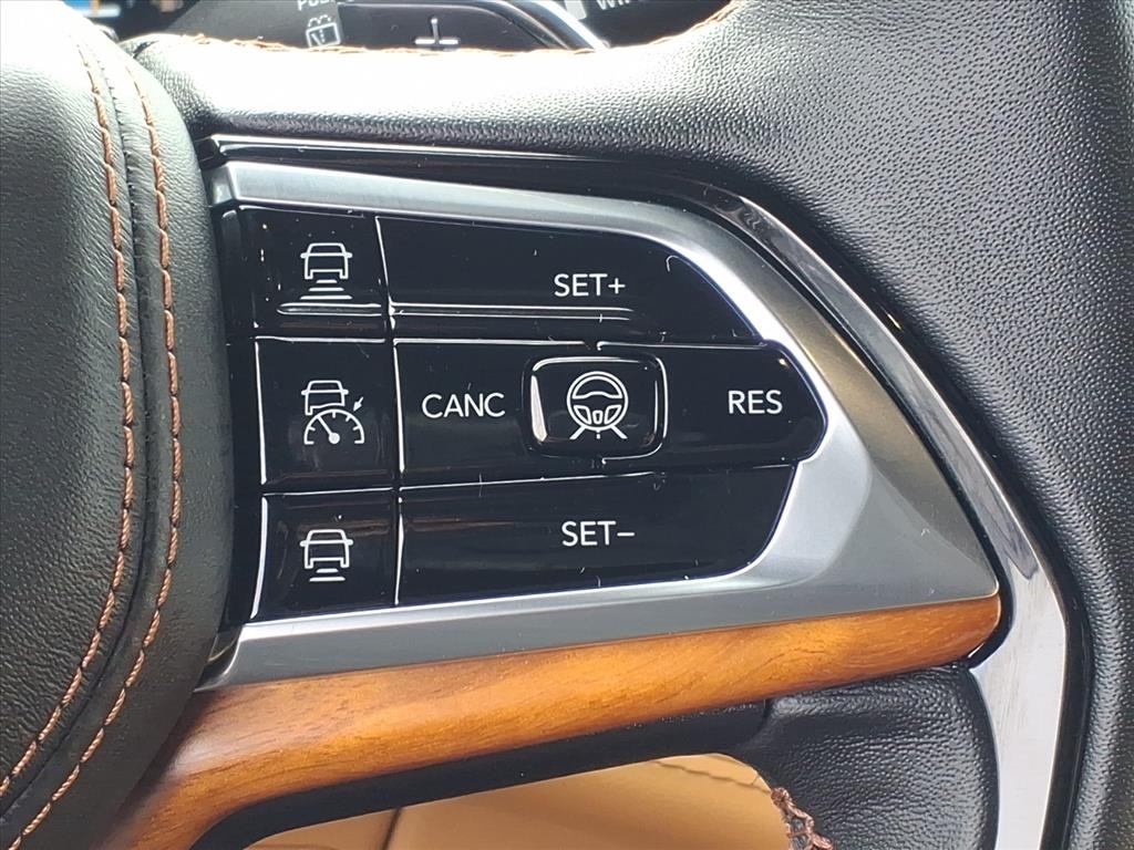 used 2024 Jeep Grand Cherokee car, priced at $43,900