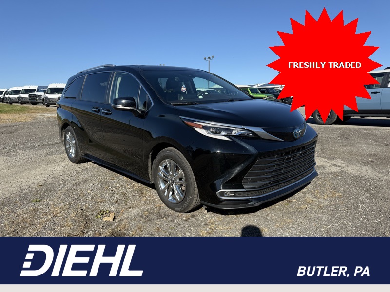 Used 2023 Toyota Sienna Van