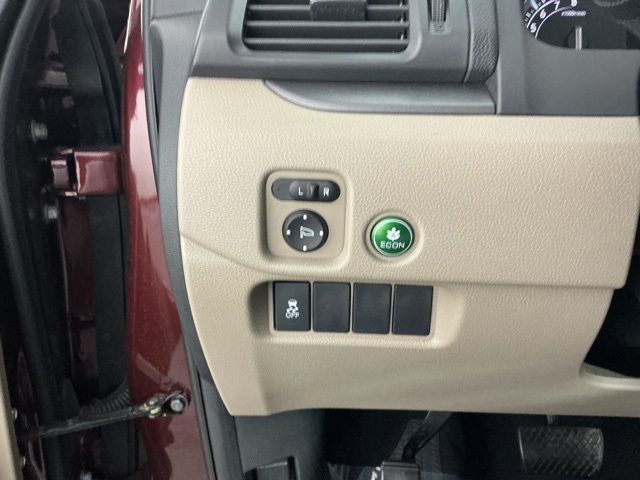 used 2018 Honda Pilot car, priced at $16,644