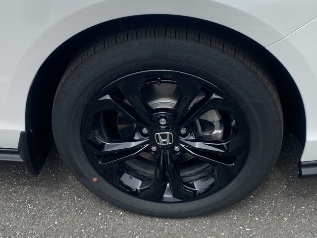 new 2025 Honda Accord car, priced at $29,592