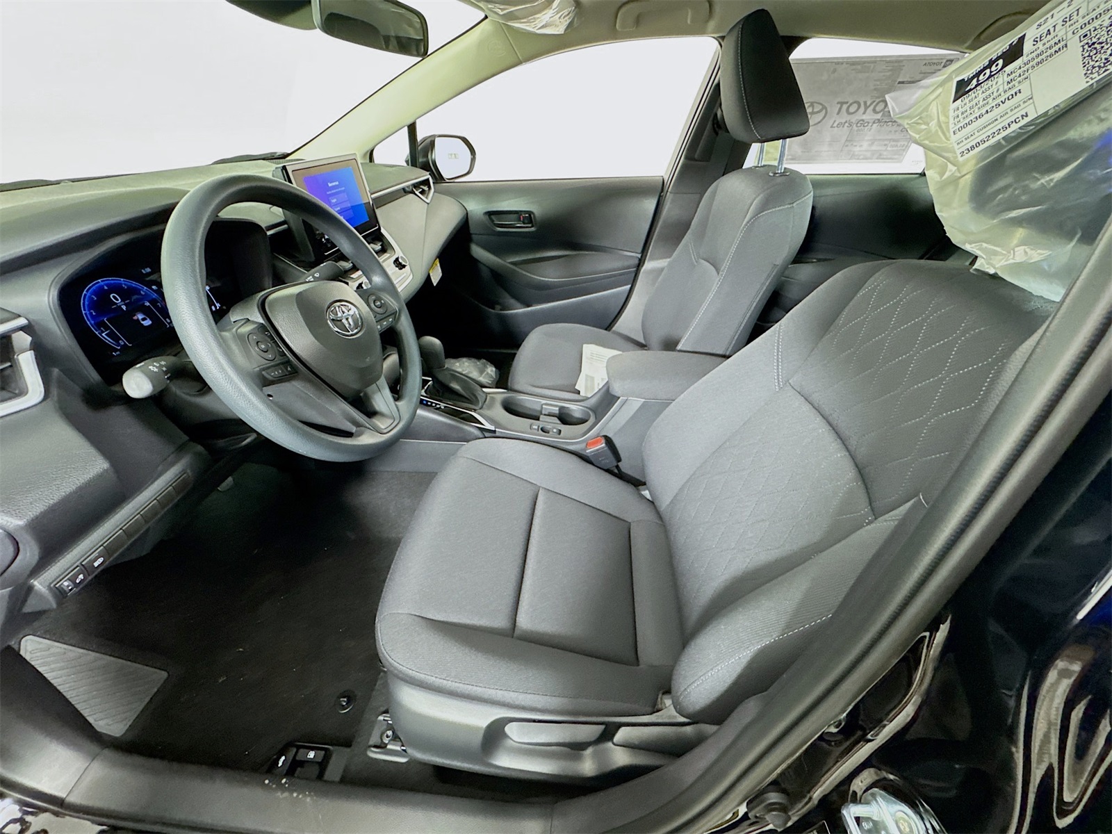 2026 Toyota Corolla LE photo 11