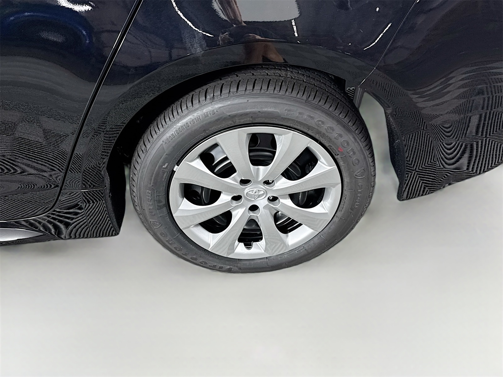 2026 Toyota Corolla LE photo 17