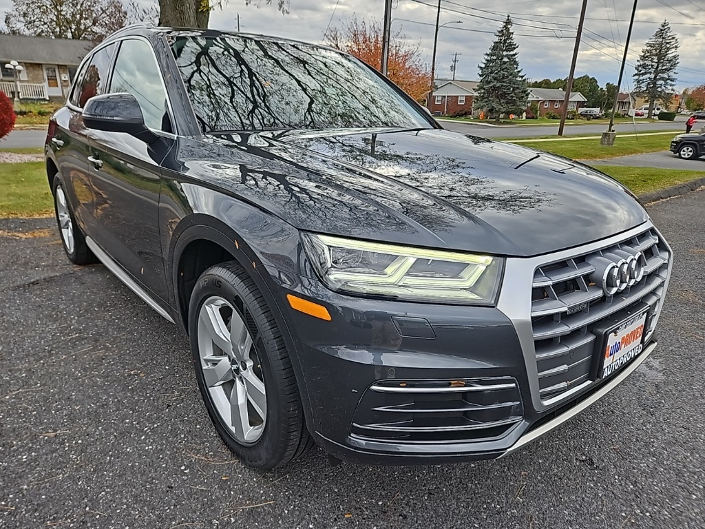 2019 Audi Q5 Premium Plus's photo