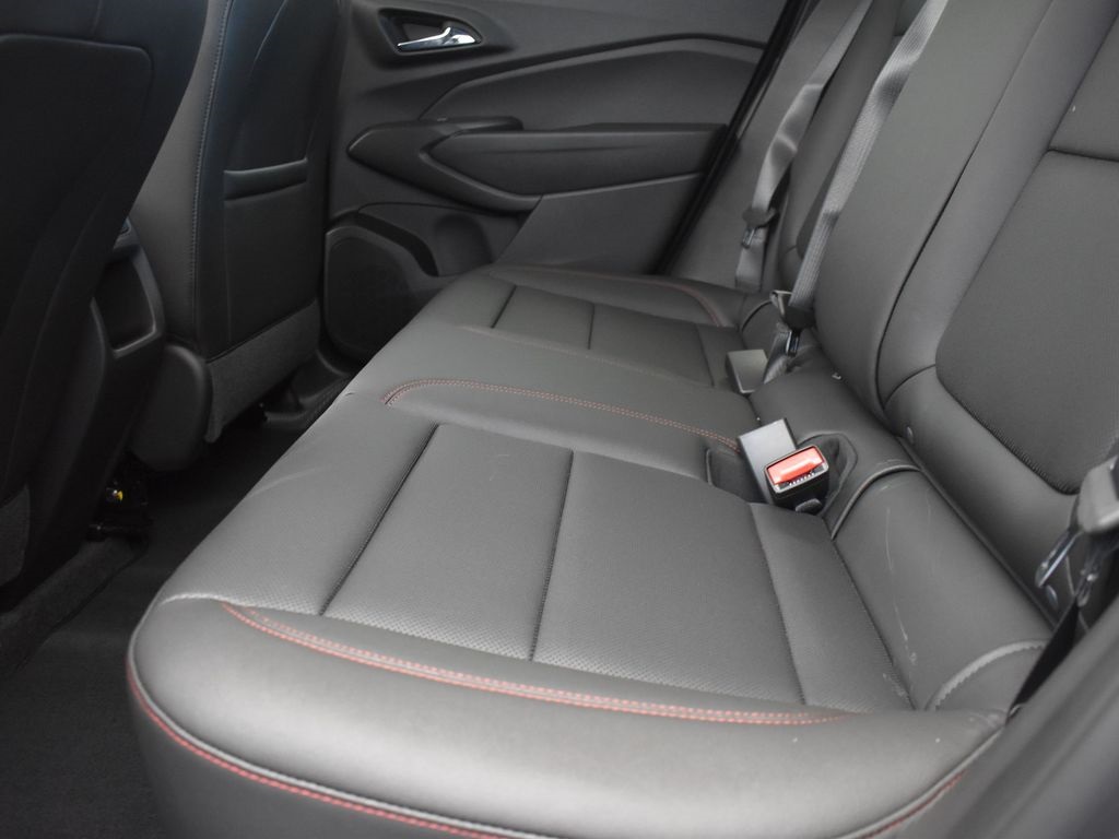 2025 Sterling Chevrolet Trax 2RS FWD SUV
