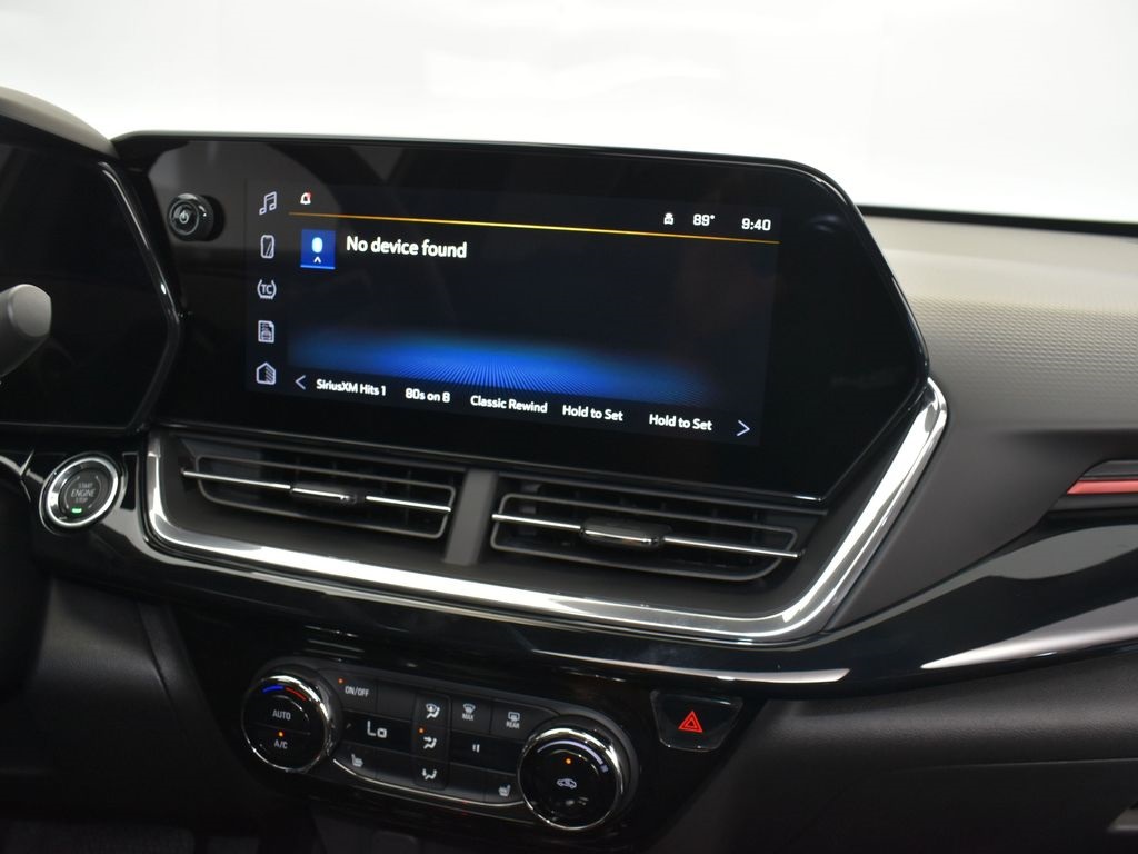 2025 Sterling Chevrolet Trax 2RS FWD SUV