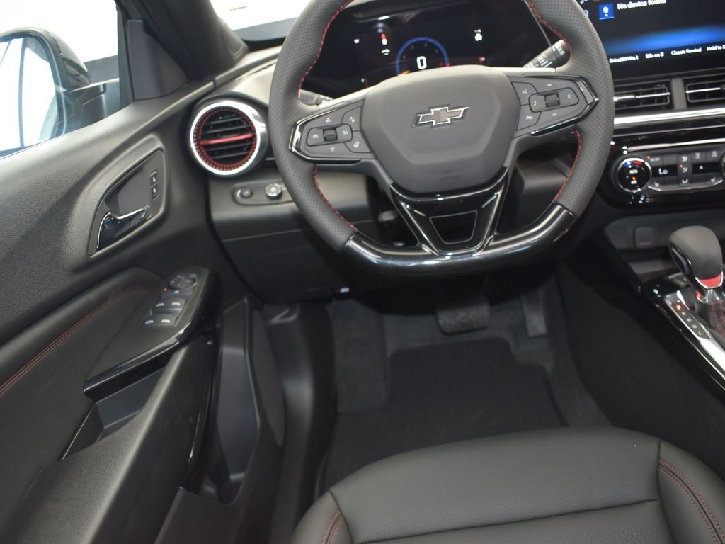 2025 Sterling Chevrolet Trax 2RS FWD SUV