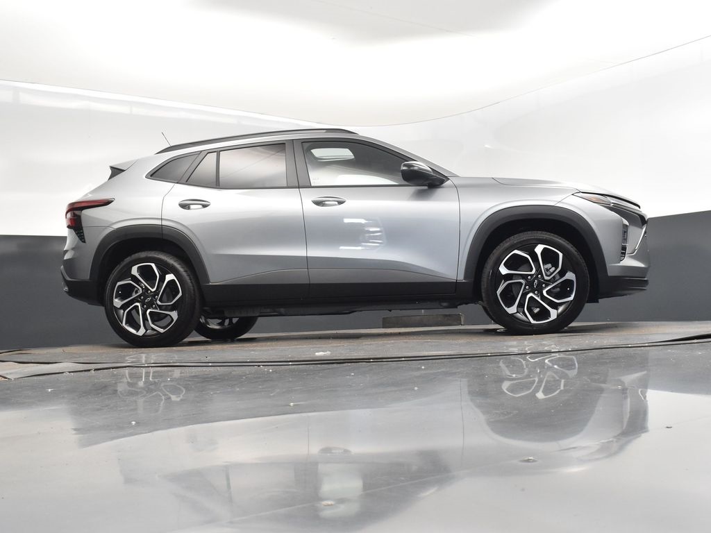 2025 Sterling Chevrolet Trax 2RS FWD SUV