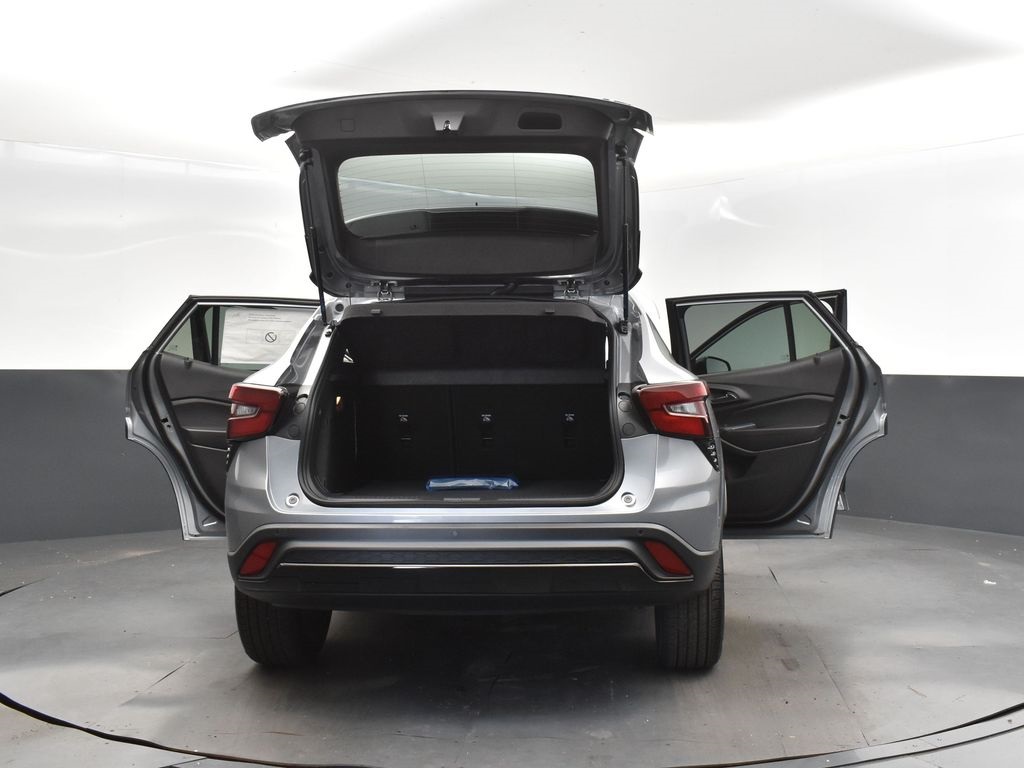 2025 Sterling Chevrolet Trax 2RS FWD SUV