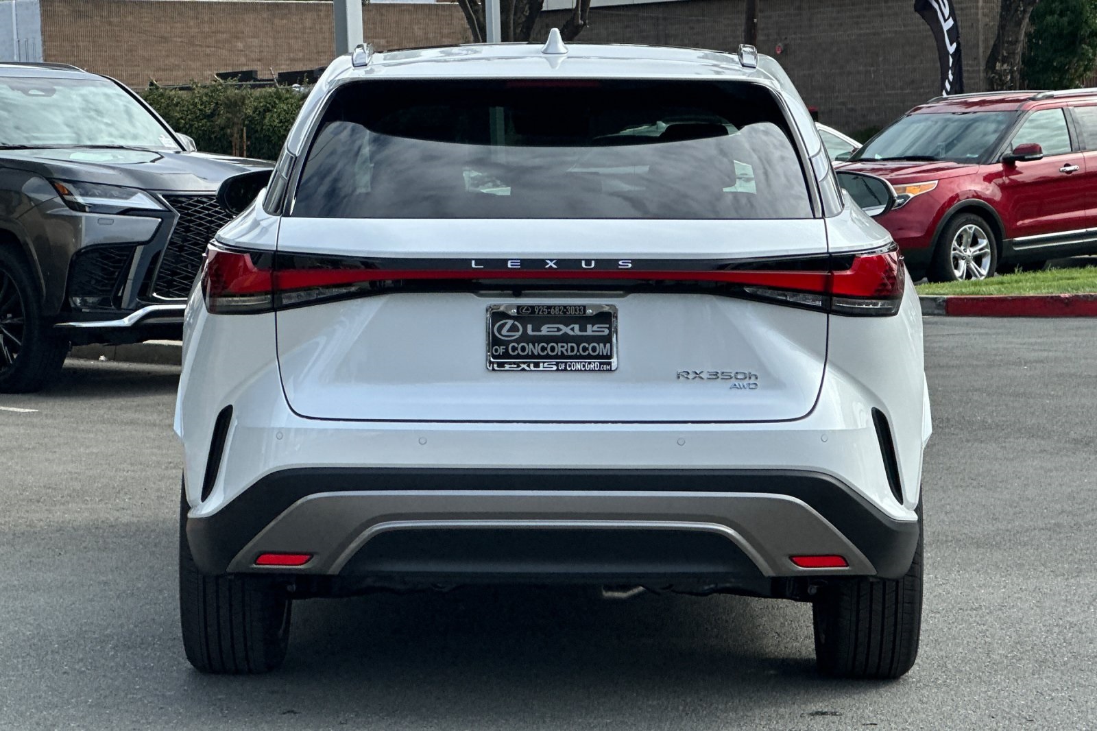 2025 Lexus RX 350h Luxury AWD photo 5
