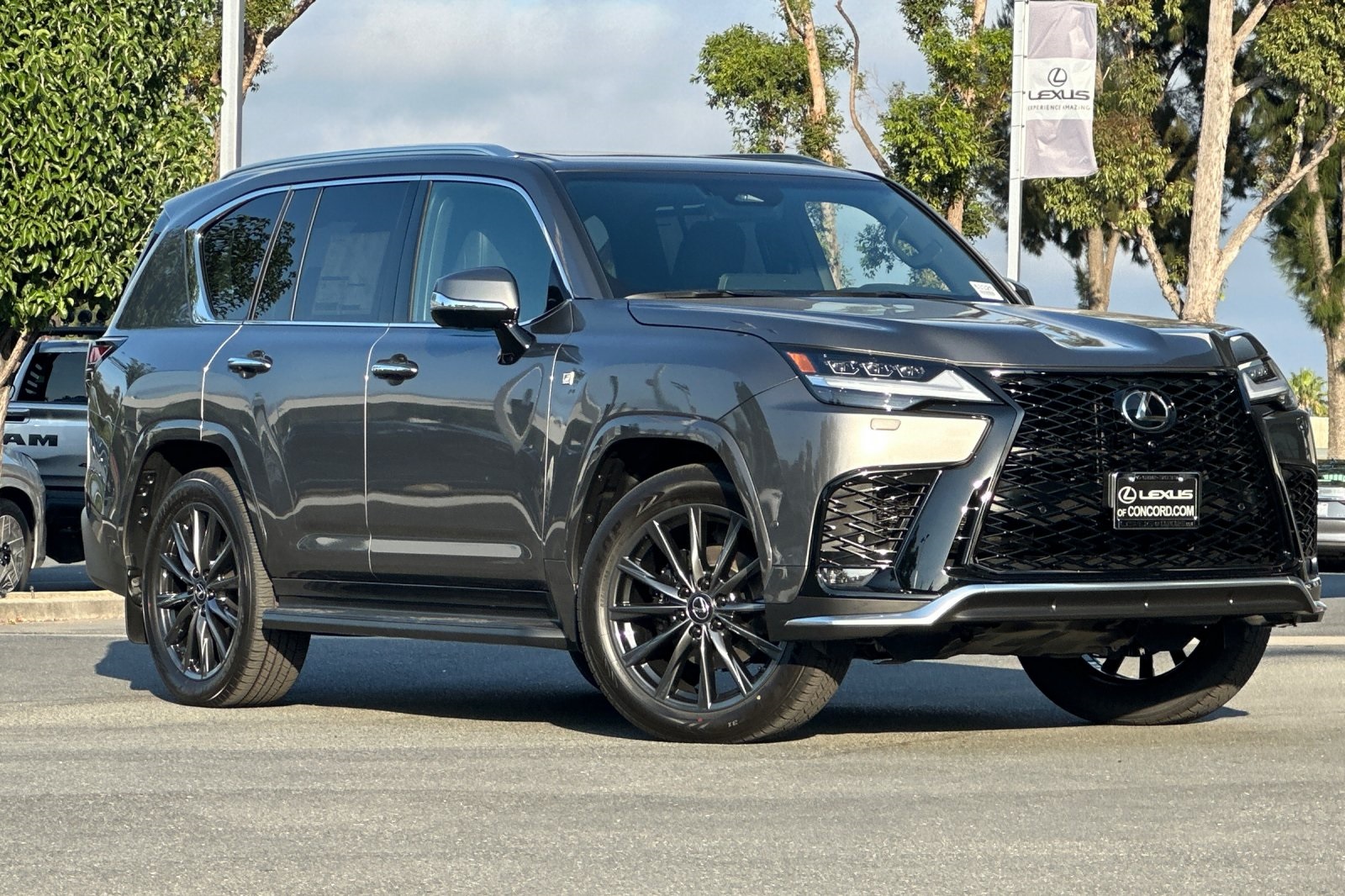 2025 Lexus LX F SPORT Handling photo 2
