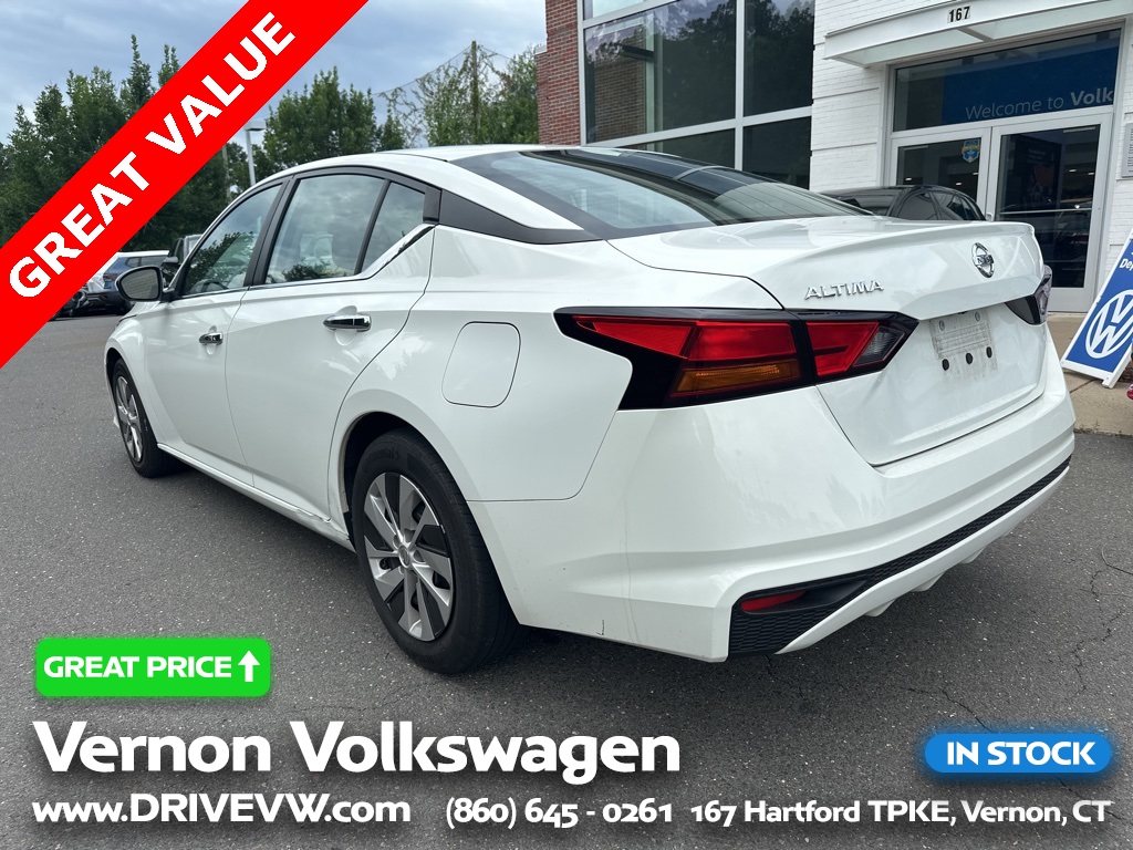 Used 2022 Nissan Altima S with VIN 1N4BL4BV8NN310350 for sale in Vernon, CT